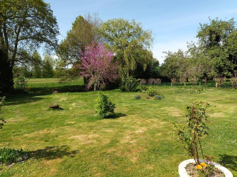 Le Domaine Du Bengal 2 Villa Veuil Eksteriør billede